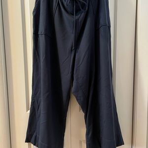 Bobeau Indigo Fleece Drawstring Cropped Pants